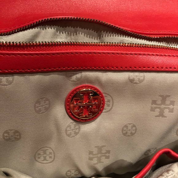 COPY - Red leather and suede Tory Burch clip twist bag. - Picture 5 of 6